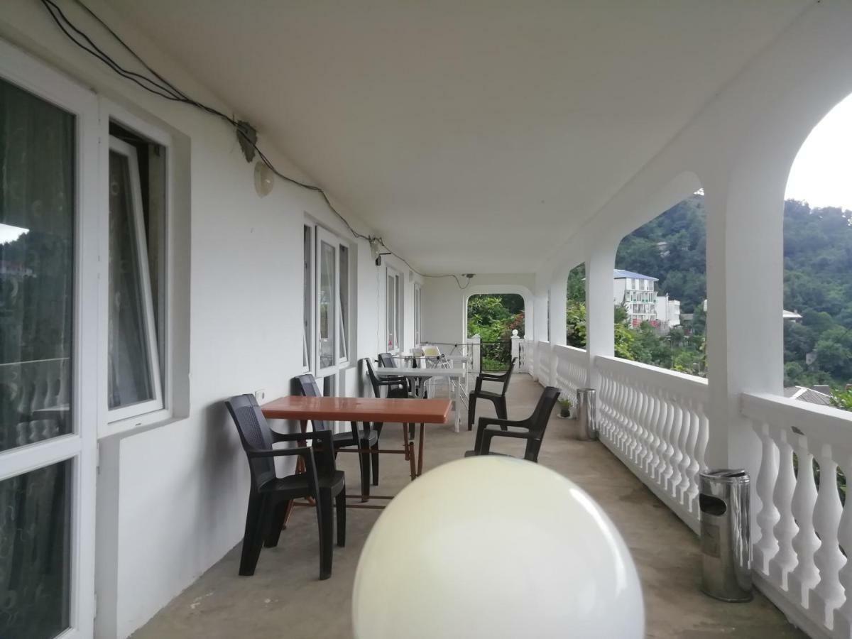 Geno Guest House 크바리아티 외부 사진